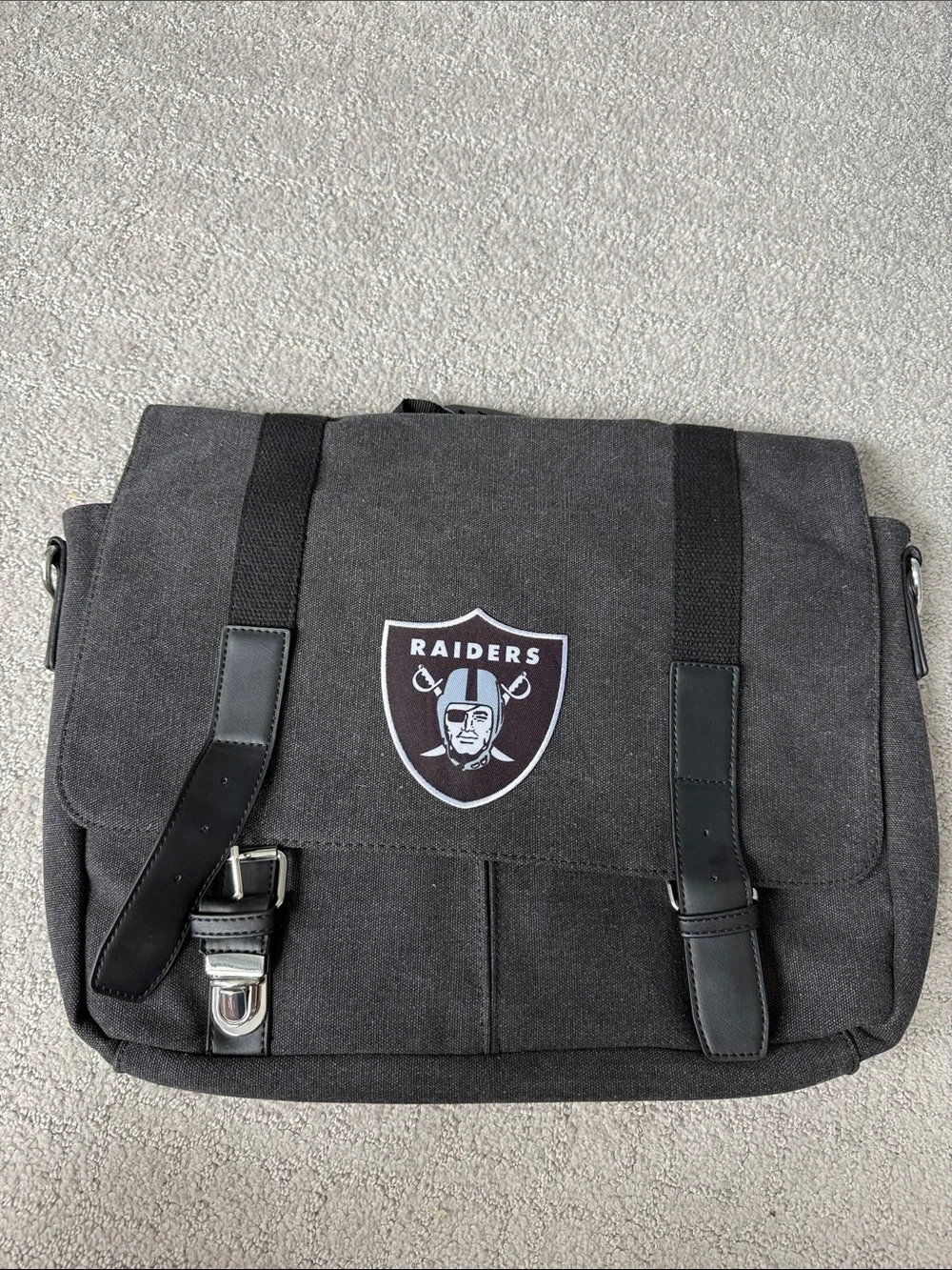 Canvas Messenger Bag with Raiders Logo and Black Accents BRAND NEW NEVER USED